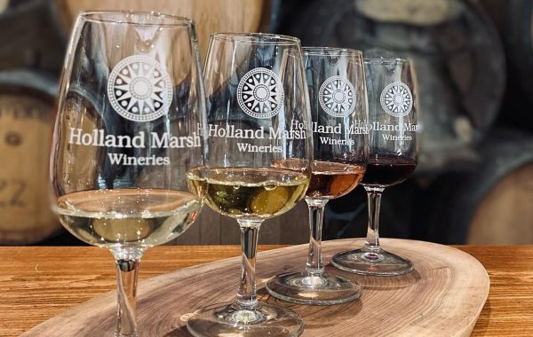 Holland Marsh Wineries Boutique Tour and Tasting for Four
